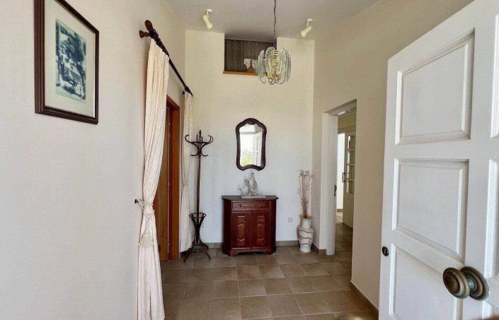 Image No.20-5 Bed Villa / Detached for sale