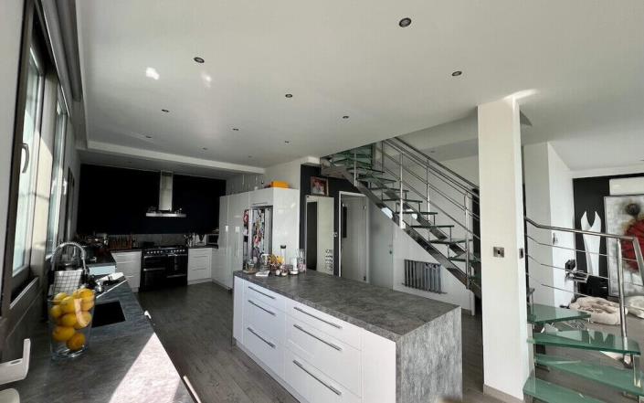 Image No.4-3 Bed Villa / Detached for sale