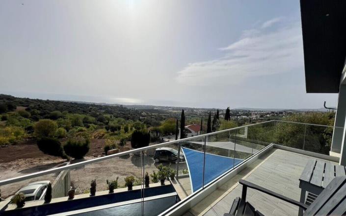 Image No.16-3 Bed Villa / Detached for sale