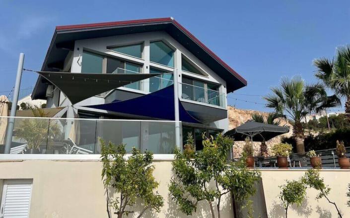 Image No.39-3 Bed Villa / Detached for sale