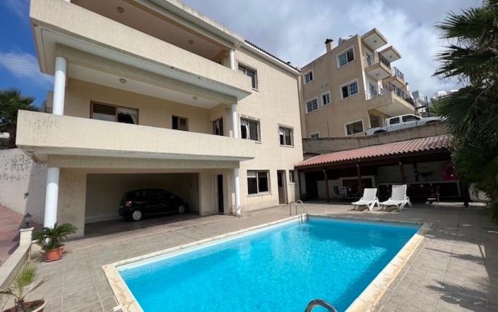 Image No.20-3 Bed Villa / Detached for sale