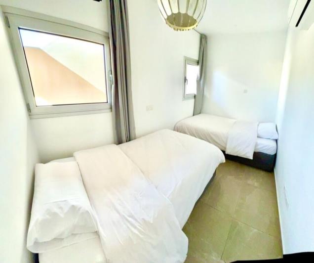 Image No.12-Appartement de 2 chambres à vendre à Tombs of the Kings