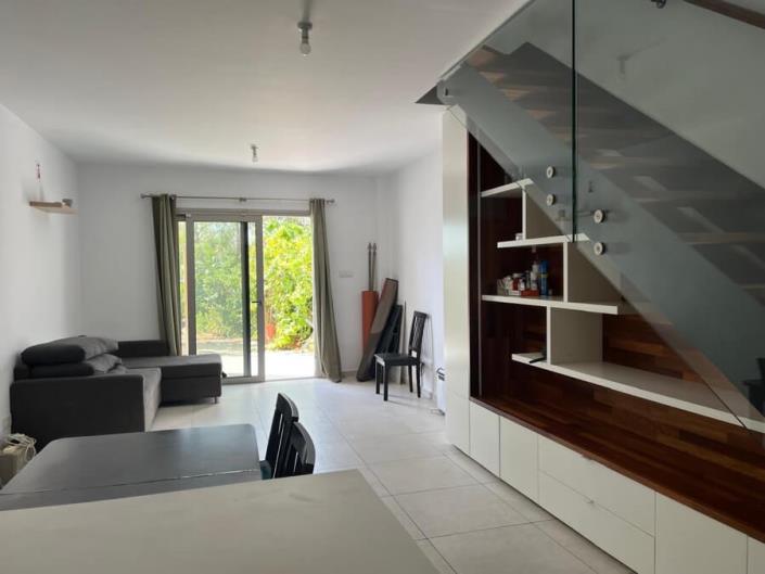 Image No.4-Maison de ville de 2 chambres à vendre à Koloni