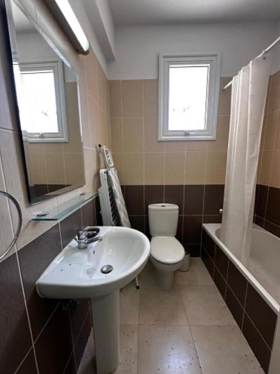 Image No.6-Appartement de 3 chambres à vendre à Peyia