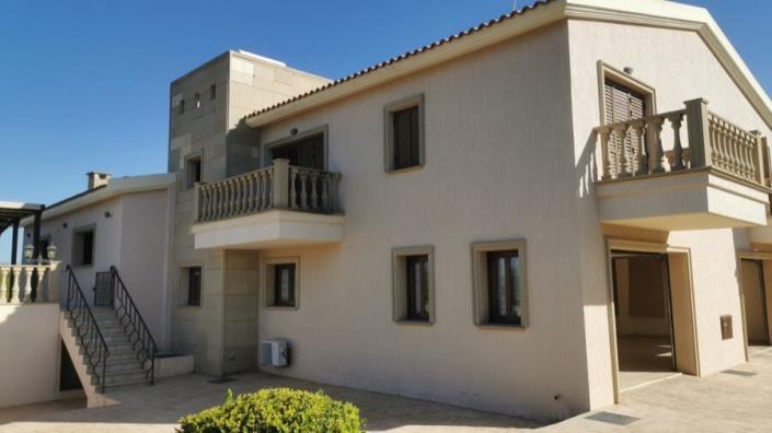 Image No.18-4 Bed Villa / Detached for sale