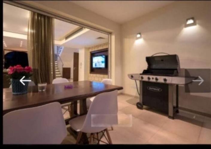 Image No.12-Villa de 6 chambres à vendre à Universal