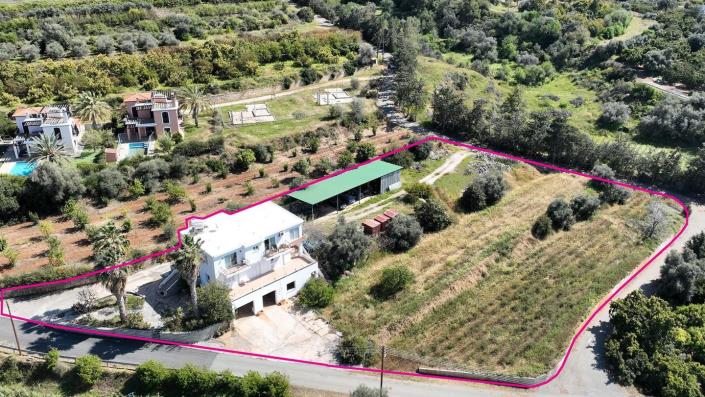 Image No.2-Maison de 4 chambres à vendre à Nea Dimmata