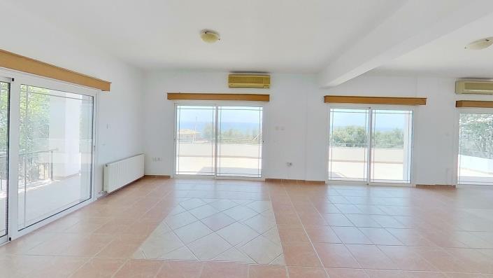 Image No.9-Maison de 4 chambres à vendre à Nea Dimmata