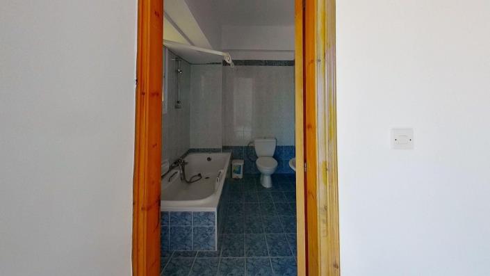 Image No.18-Maison de 4 chambres à vendre à Nea Dimmata