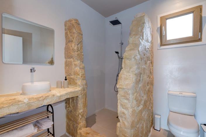 Image No.17-Propriété de 4 chambres à vendre à Anarita