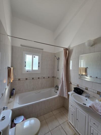 Image No.8-Bungalow de 3 chambres à vendre à Peyia