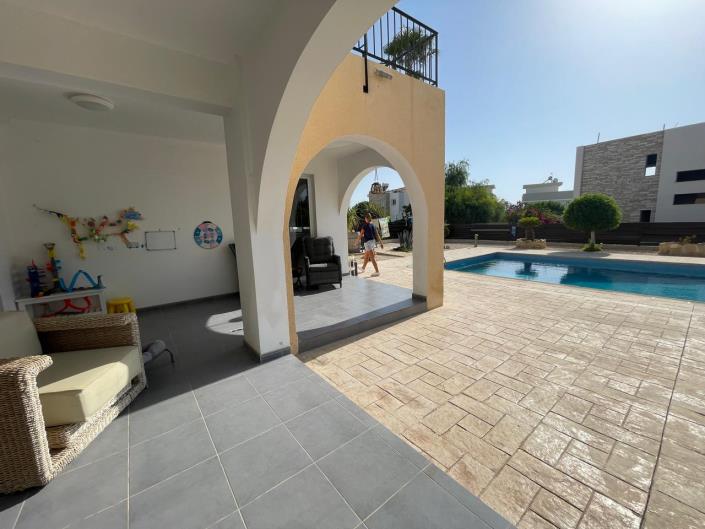 Image No.2-Villa de 3 chambres à vendre à Agios Georgios