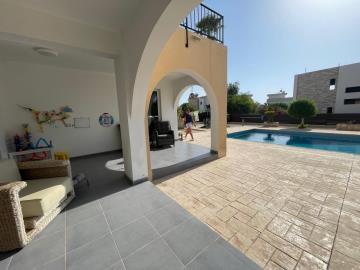 3-Bed-Villa-for-Sale-in-Agios-Georgios--Paphos--Cyprus--4088-2