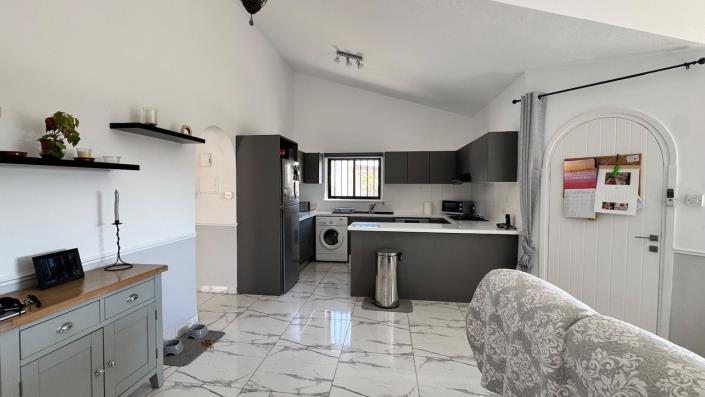 Image No.5-Bungalow de 2 chambres à vendre à Anarita