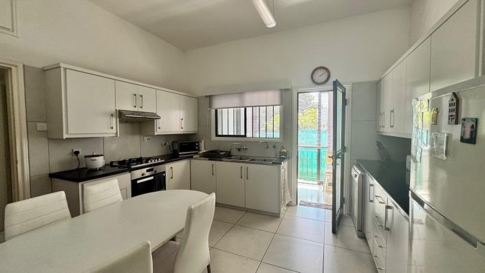 Image No.2-Bungalow de 2 chambres à vendre à Kissonerga