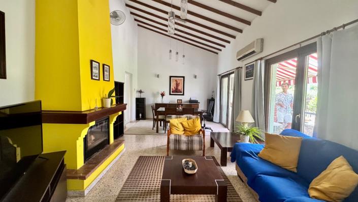 Image No.5-Bungalow de 2 chambres à vendre à Kissonerga