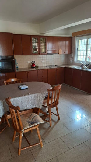 Image No.5-Maison de 4 chambres à vendre à Konia