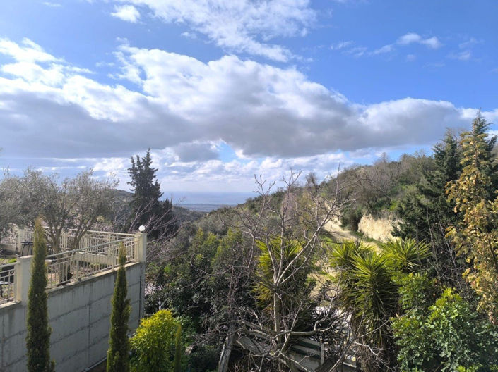 Image No.4-Villa de 3 chambres à vendre à Tsada