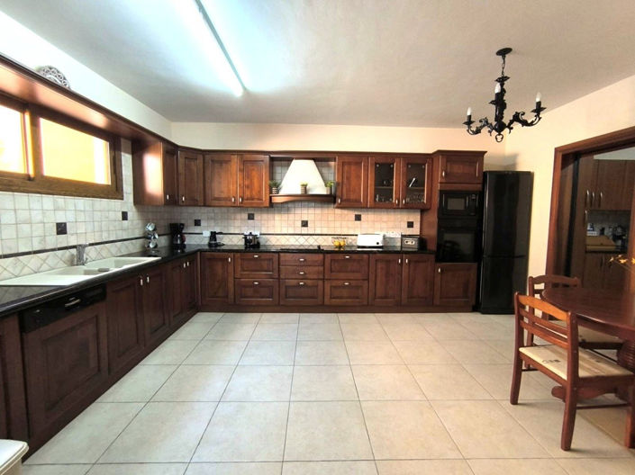 Image No.5-Villa de 4 chambres à vendre à Tala