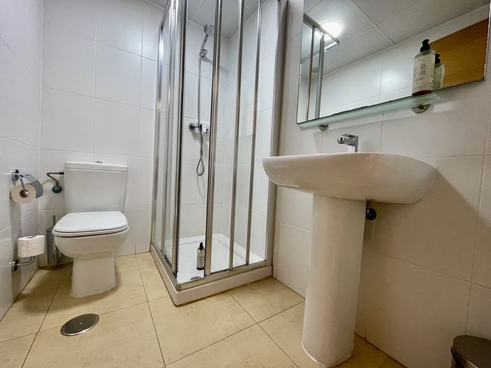 Image No.12-2 Bed Apartment for sale