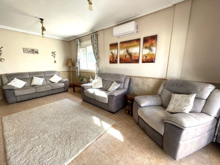 Image No.9-Villa de 4 chambres à vendre à Estrella Mar