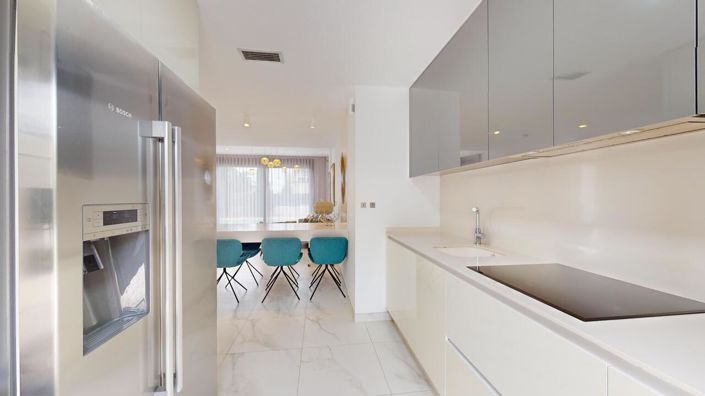 Image No.10-4 Bed Villa for sale