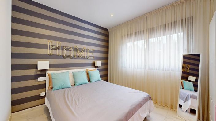 Image No.15-4 Bed Villa for sale