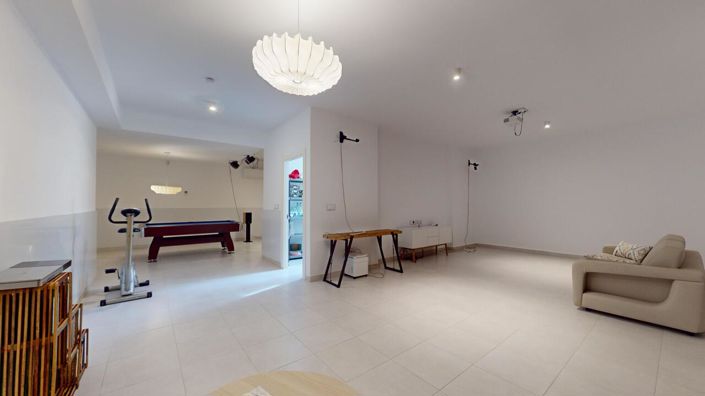 Image No.22-4 Bed Villa for sale