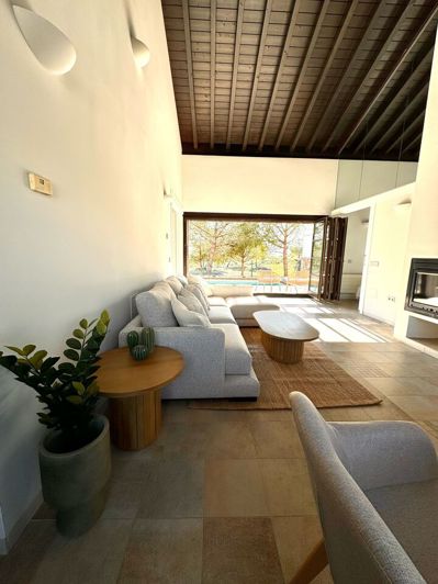 Image No.19-2 Bed Villa for sale