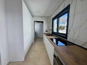 3332-villa-for-sale-in-el-valle-golf-983266-l