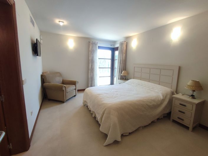 Image No.27-4 Bed Villa for sale