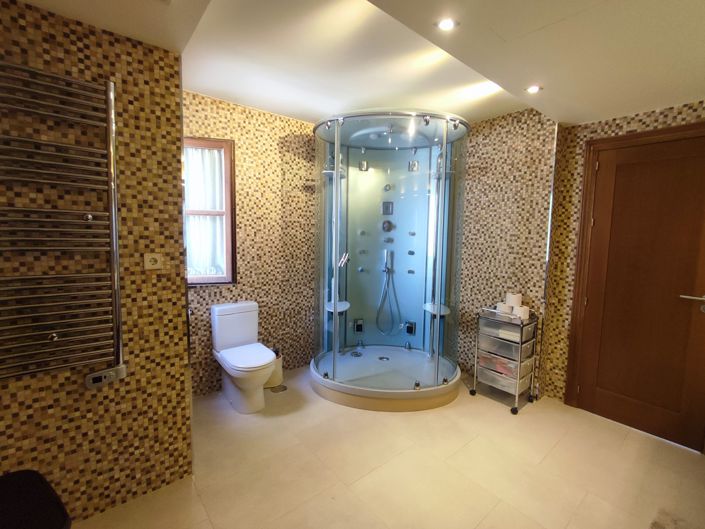 Image No.40-4 Bed Villa for sale