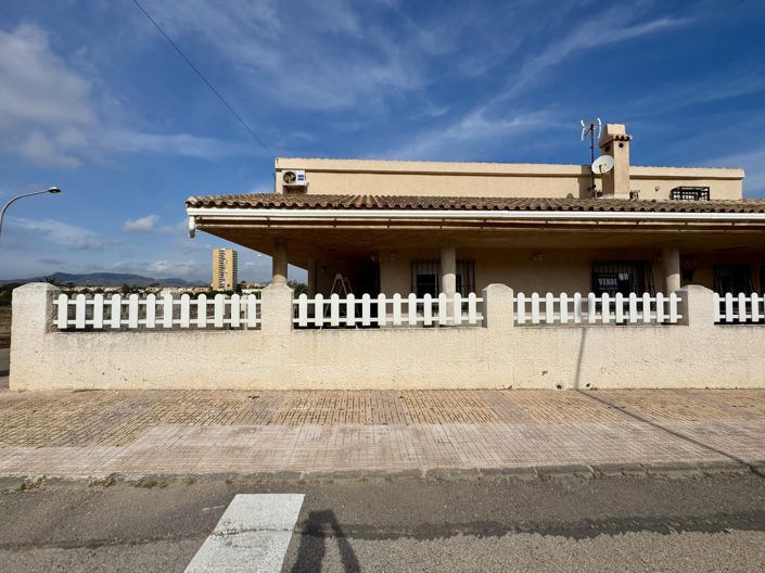 Image No.4-5 Bed Villa for sale