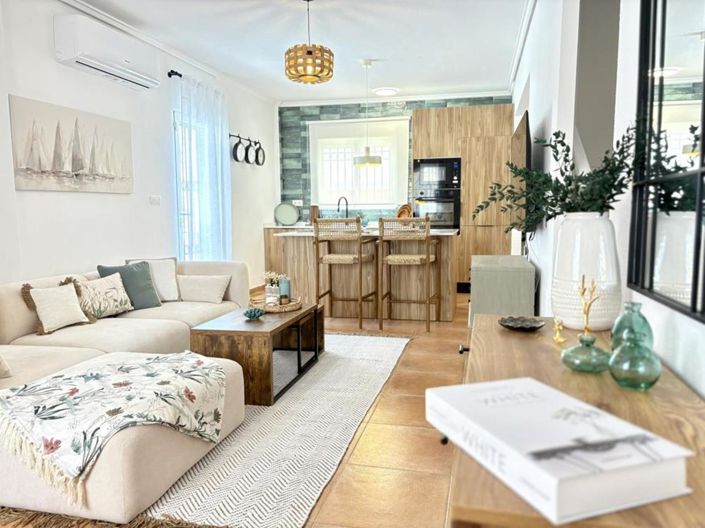 Image No.18-3 Bed Villa for sale