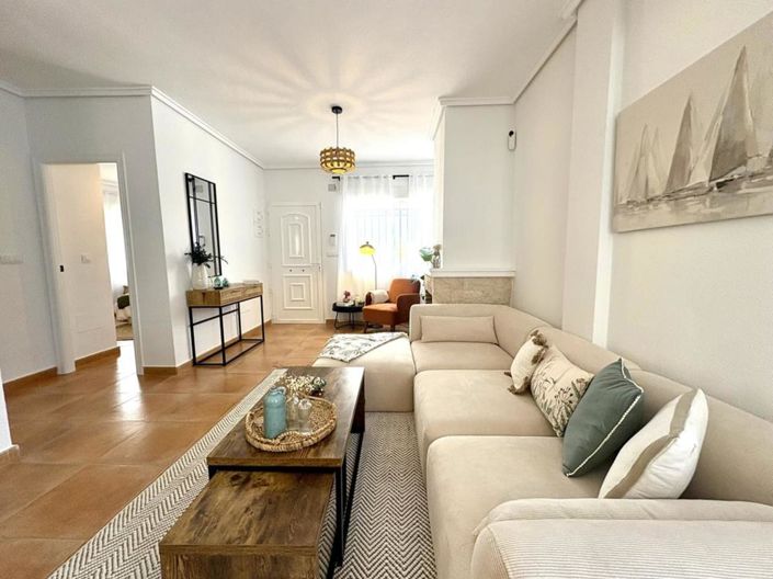 Image No.24-3 Bed Villa for sale