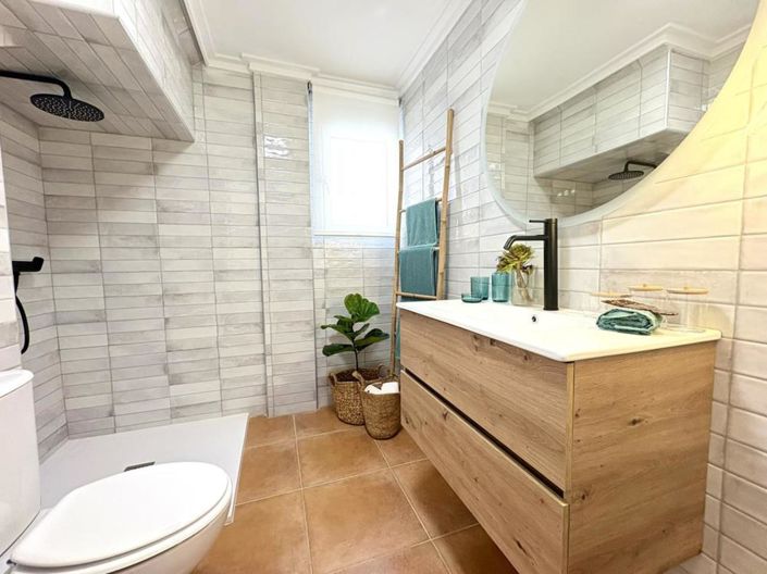 Image No.32-3 Bed Villa for sale