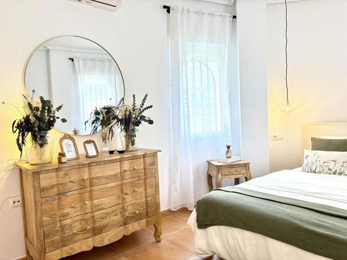 Image No.37-3 Bed Villa for sale