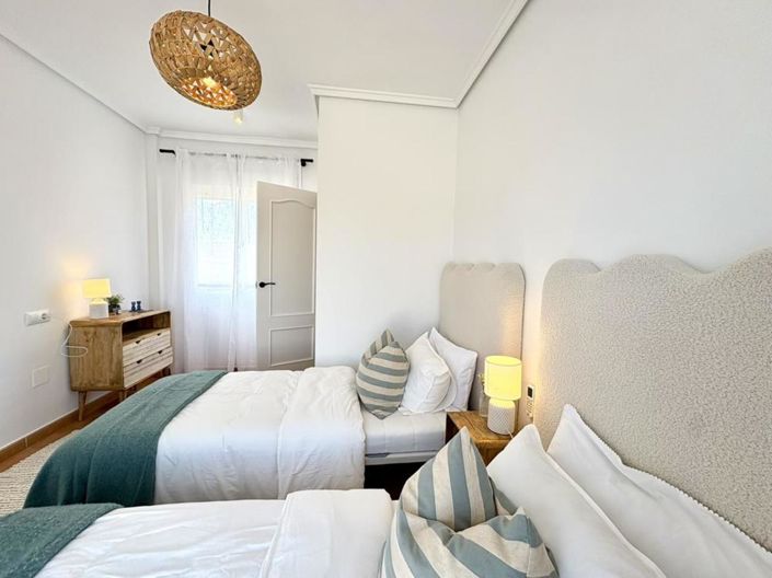 Image No.45-3 Bed Villa for sale