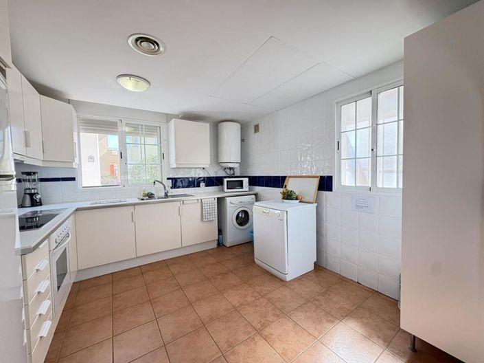 Image No.36-2 Bed Villa for sale