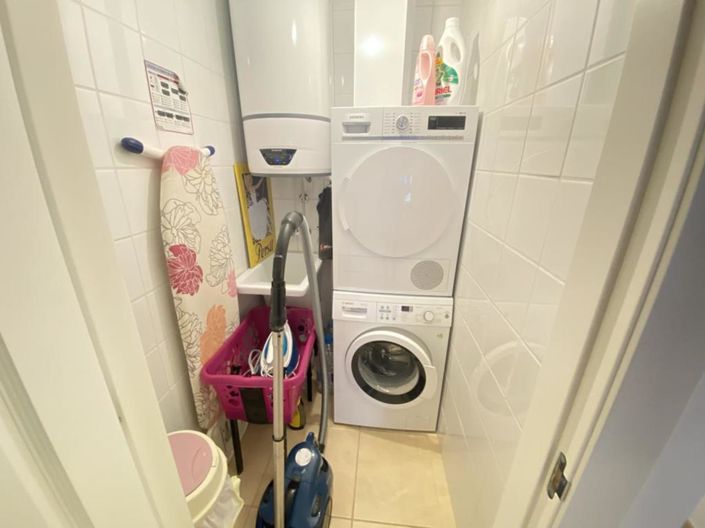 Image No.11-3 Bed Apartment for sale