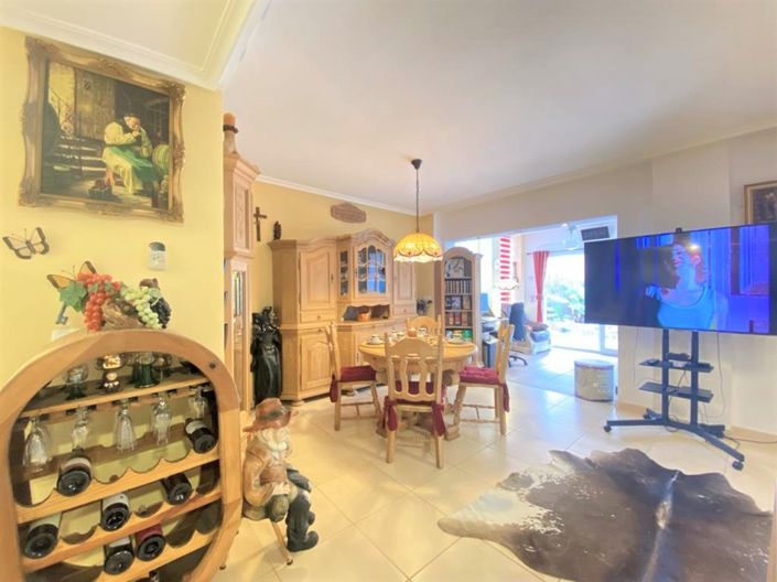 Image No.14-3 Bed Apartment for sale