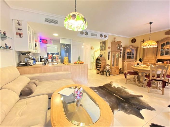 Image No.15-3 Bed Apartment for sale