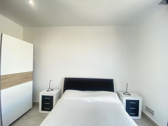 Image No.13-4 Bed Villa for sale