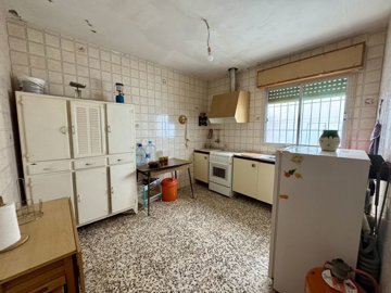 3954-country-house-for-sale-in-los-belones-12