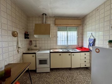 3954-country-house-for-sale-in-los-belones-12