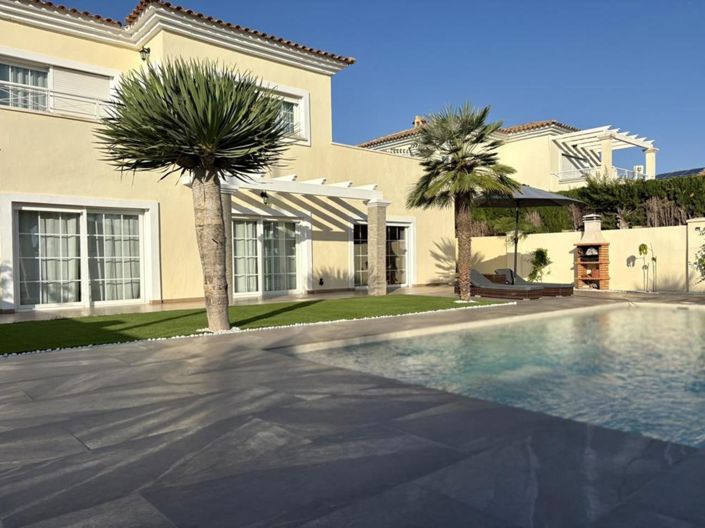 Image No.6-4 Bed Villa for sale