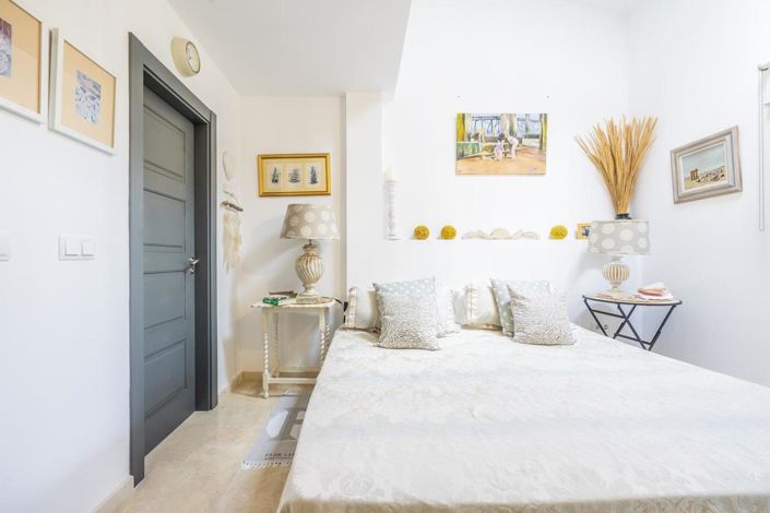 Image No.34-5 Bed Villa for sale