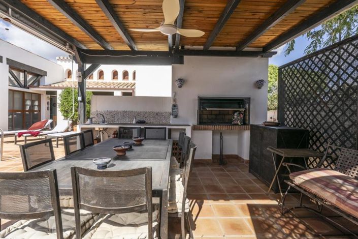 Image No.16-5 Bed Villa for sale