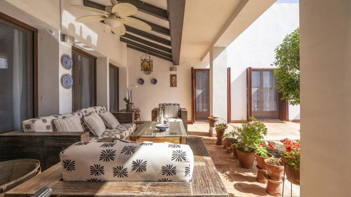 Image No.26-5 Bed Villa for sale