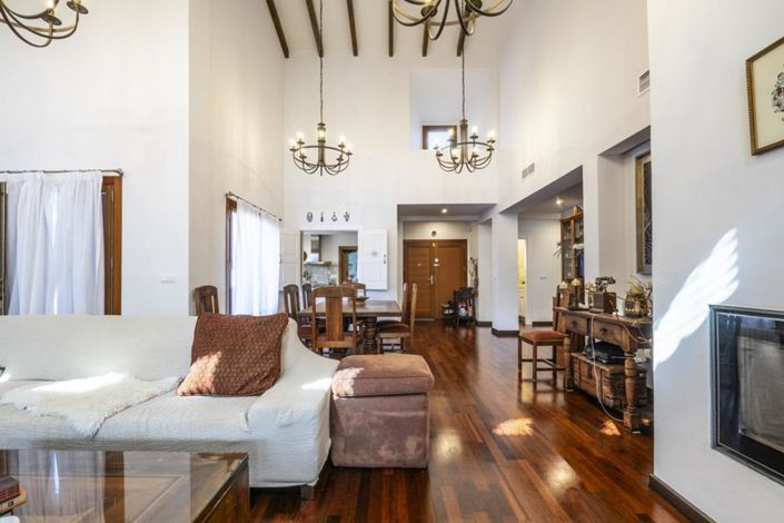 Image No.32-5 Bed Villa for sale